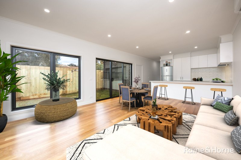 Photo - 10/42-44 Pasley Street, Sunbury VIC 3429 - Image 2