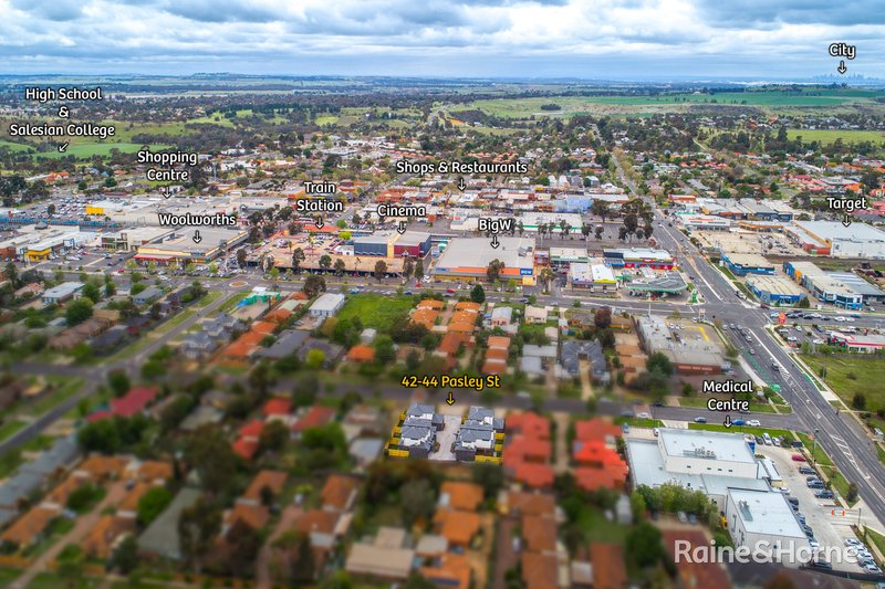 Photo - 10/42-44 Pasley Street, Sunbury VIC 3429 - Image 9