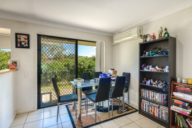 Photo - 104/2 Gentian Drive, Arundel QLD 4214 - Image 4