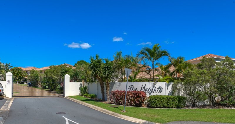 Photo - 104/2 Gentian Drive, Arundel QLD 4214 - Image 12