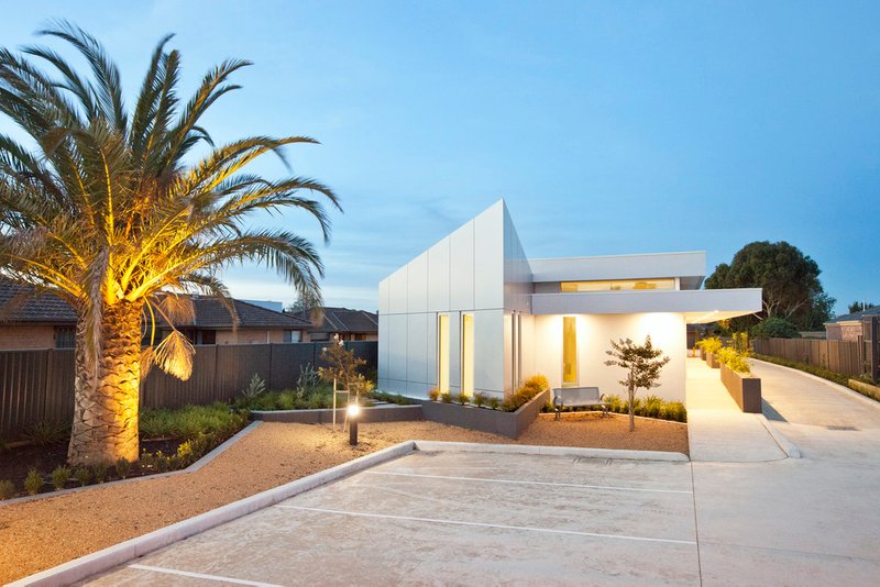 Photo - 1042 Howitt Street, Wendouree VIC 3355 - Image 1