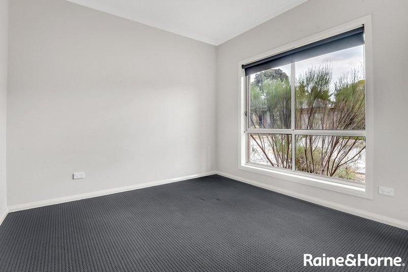 Photo - 10/42 Mitchells Lane, Sunbury VIC 3429 - Image 12