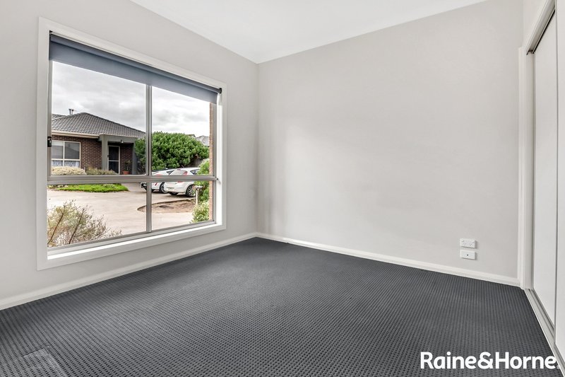 Photo - 10/42 Mitchells Lane, Sunbury VIC 3429 - Image 13