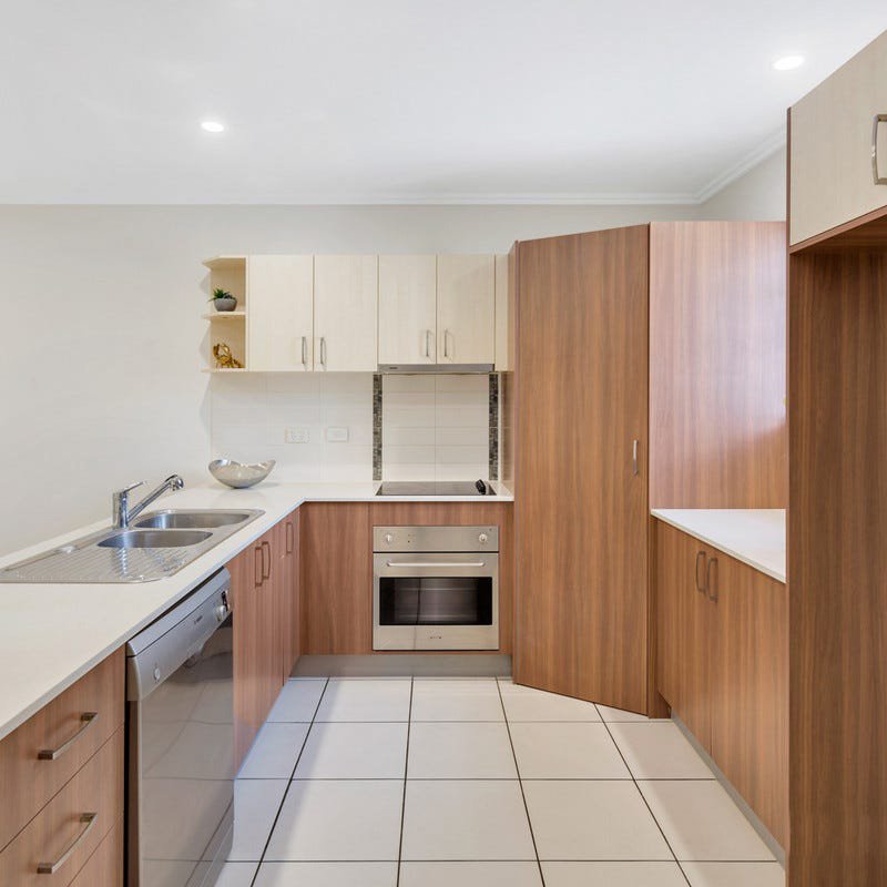 Photo - 10/42 School Street, Kelvin Grove QLD 4059 - Image 3