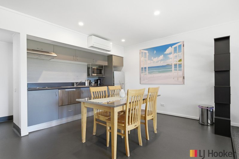Photo - 104/202-208 Beach Road 'Corrigans Cove' , Batehaven NSW 2536 - Image 8