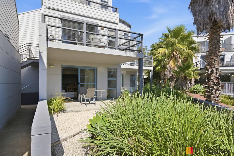 Photo - 104/202-208 Beach Road 'Corrigans Cove' , Batehaven NSW 2536 - Image 18