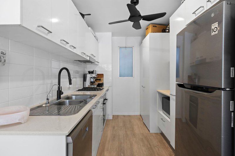 Photo - 10/43 Beeston Street, Teneriffe QLD 4005 - Image 5