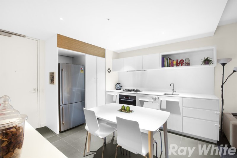 Photo - 104/39 Coventry Street, South Melbourne VIC 3205 - Image 5