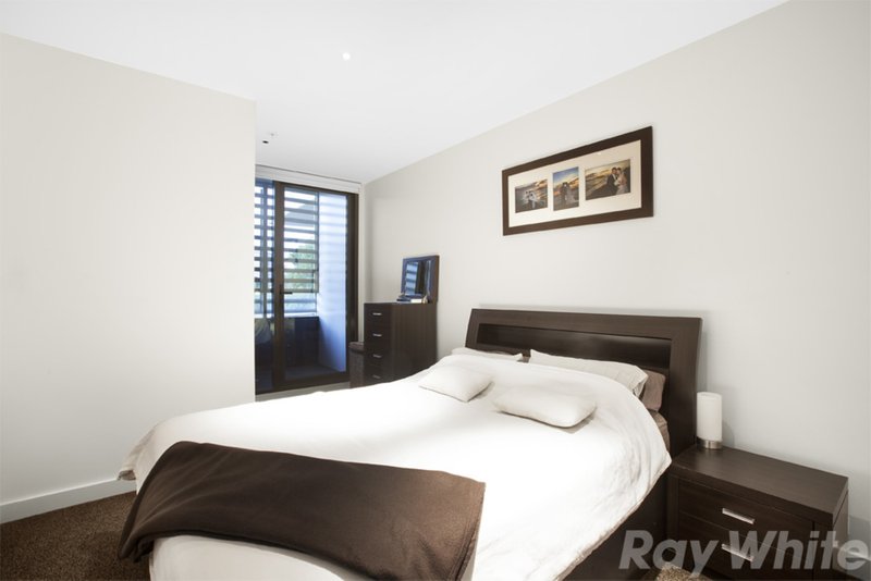 Photo - 104/39 Coventry Street, South Melbourne VIC 3205 - Image 6