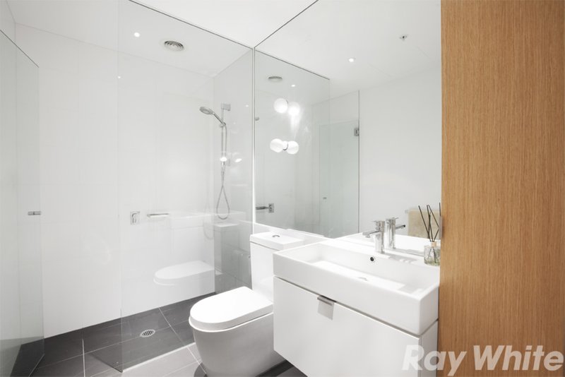Photo - 104/39 Coventry Street, South Melbourne VIC 3205 - Image 7