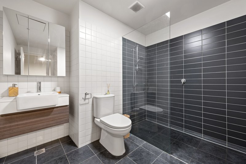 Photo - 104/4 Yarra Bing Crescent, Burwood VIC 3125 - Image 8