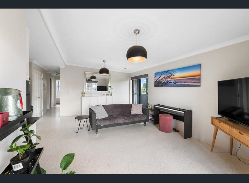 Photo - 10/442 Main Street, Kangaroo Point QLD 4169 - Image 3