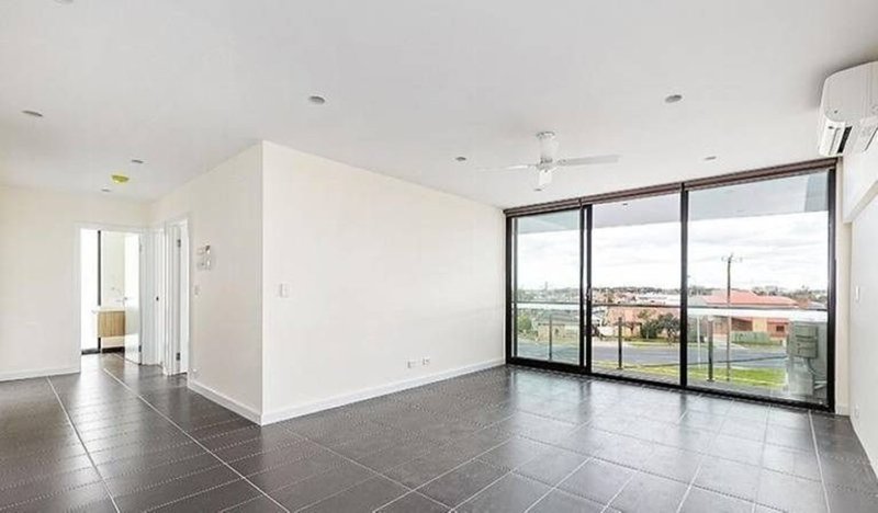 Photo - 104/432 Geelong Road, West Footscray VIC 3012 - Image 2