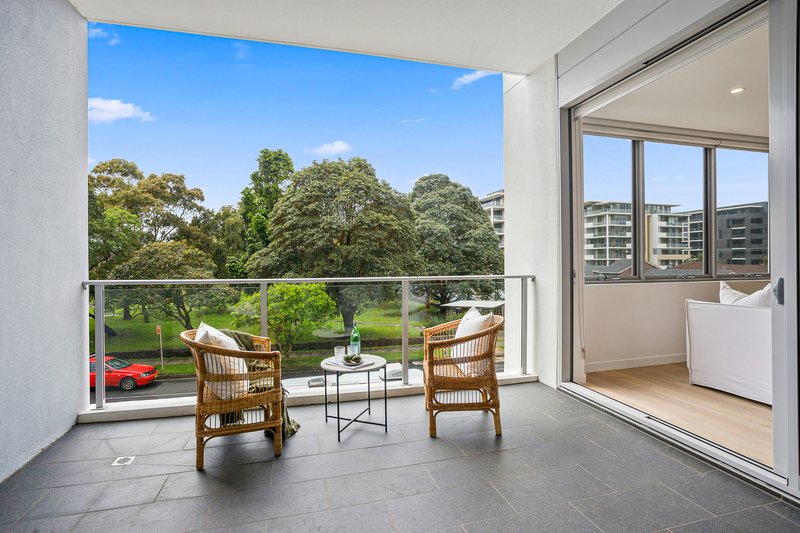 Photo - 104/48 Bank Street, Wollongong NSW 2500 - Image 4