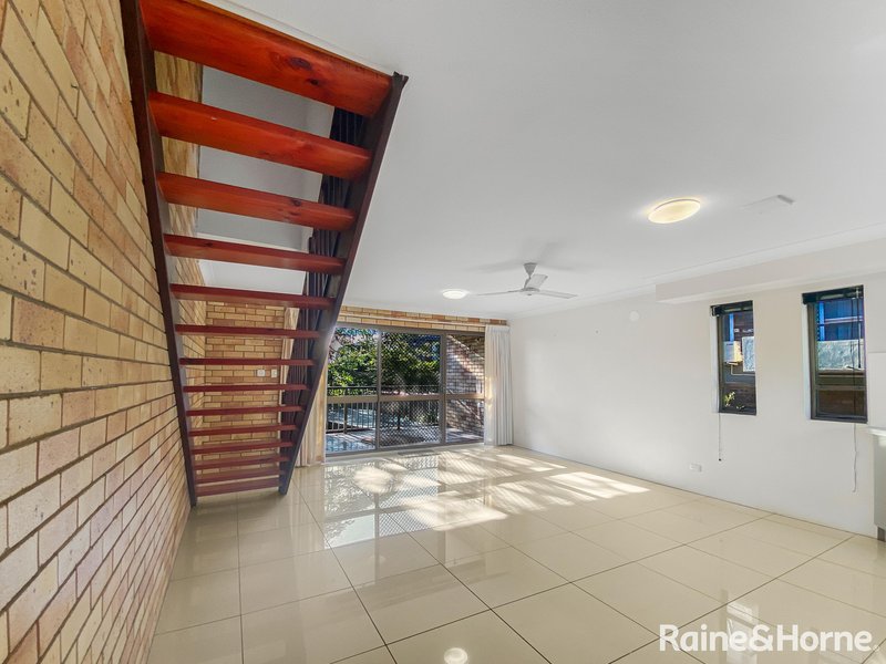 Photo - 10/45 Chasely Street, Auchenflower QLD 4066 - Image 6