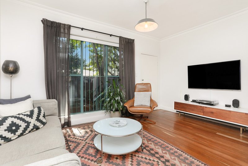 Photo - 10/45 Macdonald Street, Erskineville NSW 2043 - Image 2