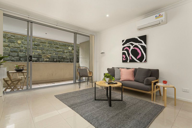 Photo - 104/5 Wardens Walk, Coburg VIC 3058 - Image 2