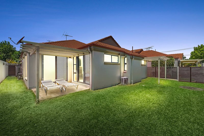 Photo - 10/46 Georgina Street, Woody Point QLD 4019 - Image 12