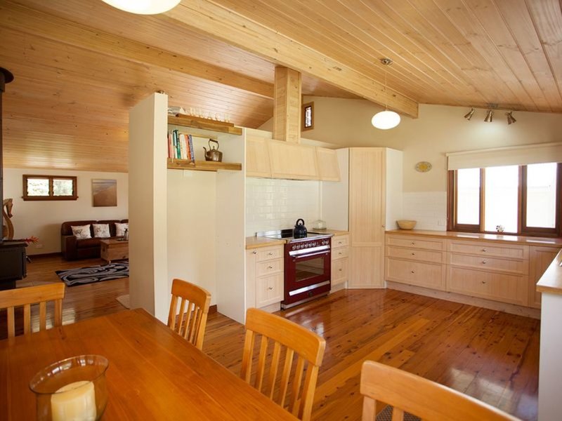 Photo - 1046 Manning Point Road, Mitchells Island NSW 2430 - Image 2