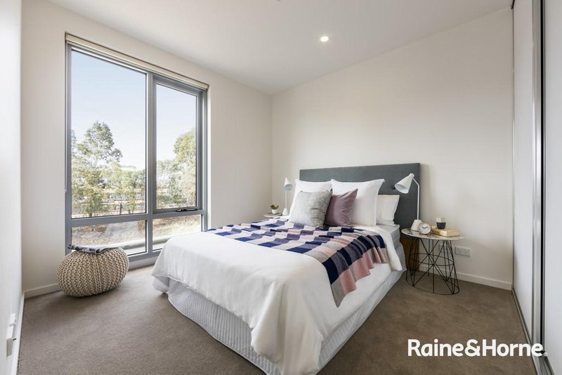 Photo - 104/64 Sahi Crescent, Roxburgh Park VIC 3064 - Image 5