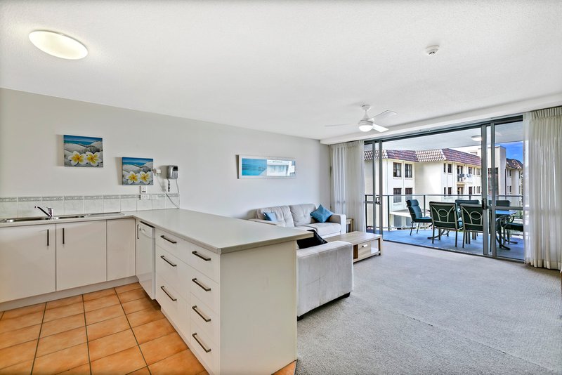 Photo - 10/47-51 Sixth Avenue, Maroochydore QLD 4558 - Image 3