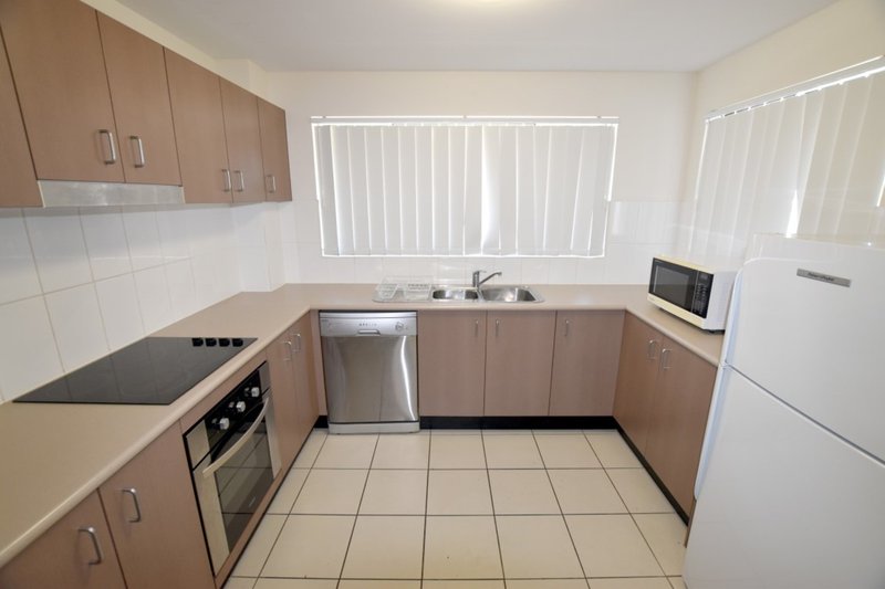 Photo - 10/47-53 Barney Street, Barney Point QLD 4680 - Image 3