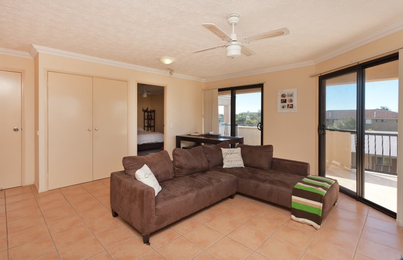 Photo - 10/47 Bayview Street, Runaway Bay QLD 4216 - Image 7