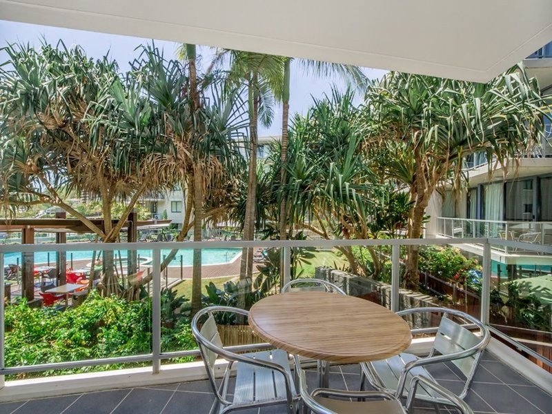 Photo - 1047/1 Ocean Street, Burleigh Heads QLD 4220 - Image 2