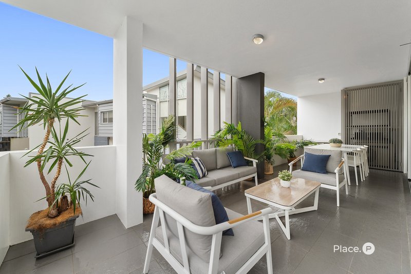 Photo - 10/48 Addison Avenue, Bulimba QLD 4171 - Image 5