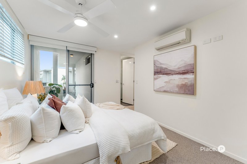 Photo - 10/48 Addison Avenue, Bulimba QLD 4171 - Image 11
