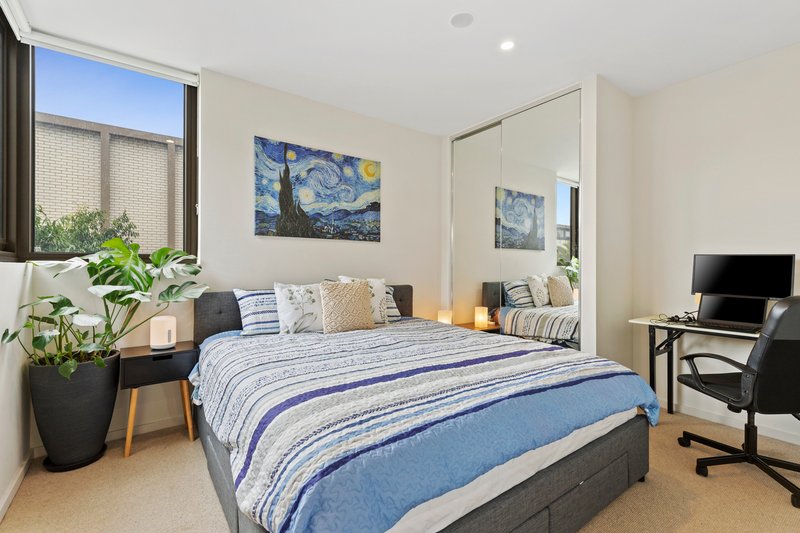 Photo - 104/8 Bond Street, Caulfield North VIC 3161 - Image 5