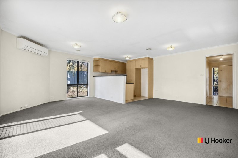 Photo - 10/48 Knoke Avenue, Gordon ACT 2906 - Image 3