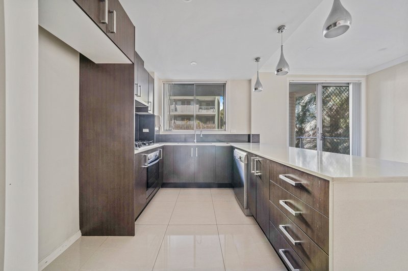 Photo - 104/8c Myrtle Street, Prospect NSW 2148 - Image 1
