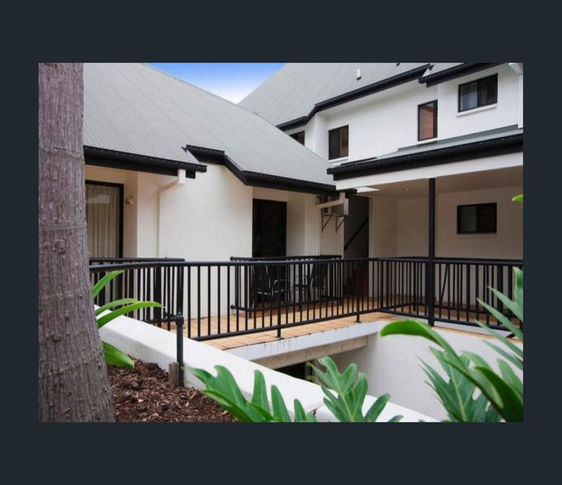 Photo - 10/49 Russell Street, South Brisbane QLD 4101 - Image 7