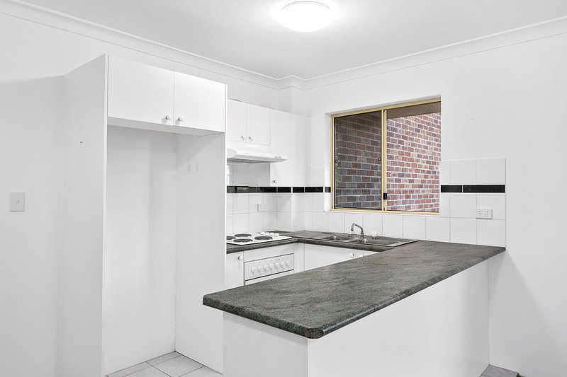 Photo - 10/494-496 President Avenue, Kirrawee NSW 2232 - Image 6