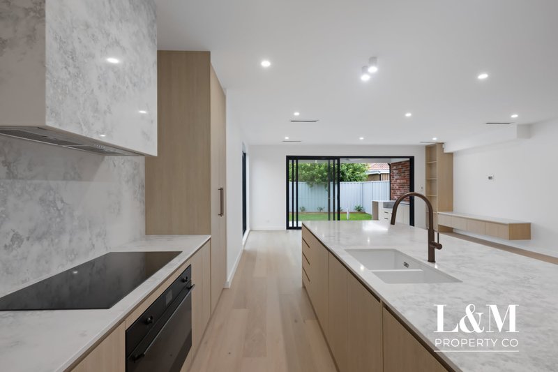 Photo - 104A Lincoln Drive, Keilor East VIC 3033 - Image 3