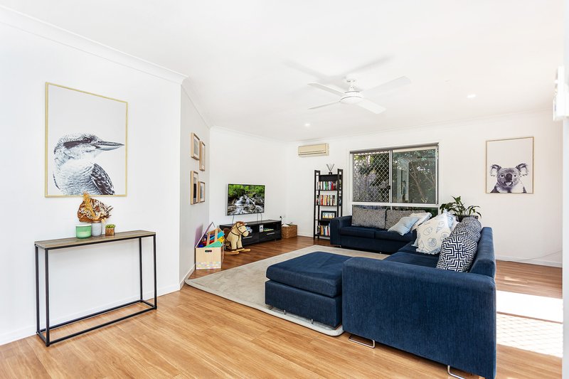 Photo - 104A Michigan Drive, Oxenford QLD 4210 - Image 2