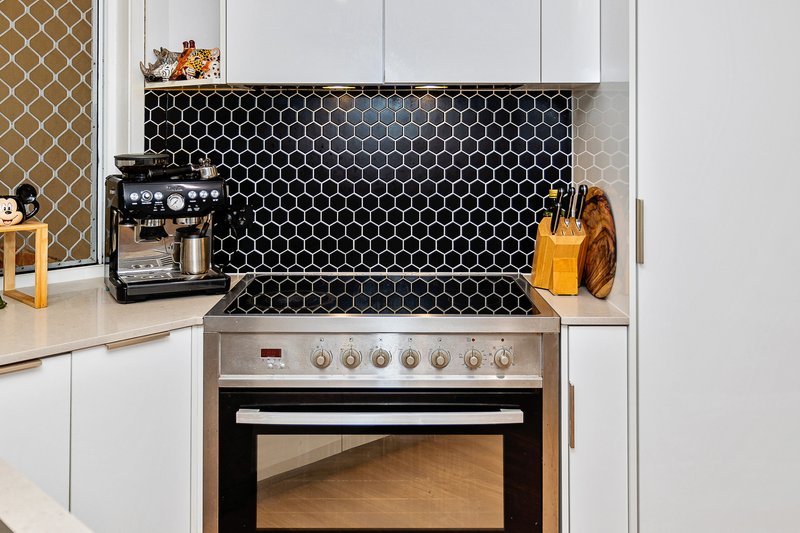 Photo - 104A Michigan Drive, Oxenford QLD 4210 - Image 8