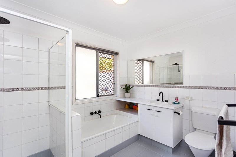 Photo - 104A Michigan Drive, Oxenford QLD 4210 - Image 16