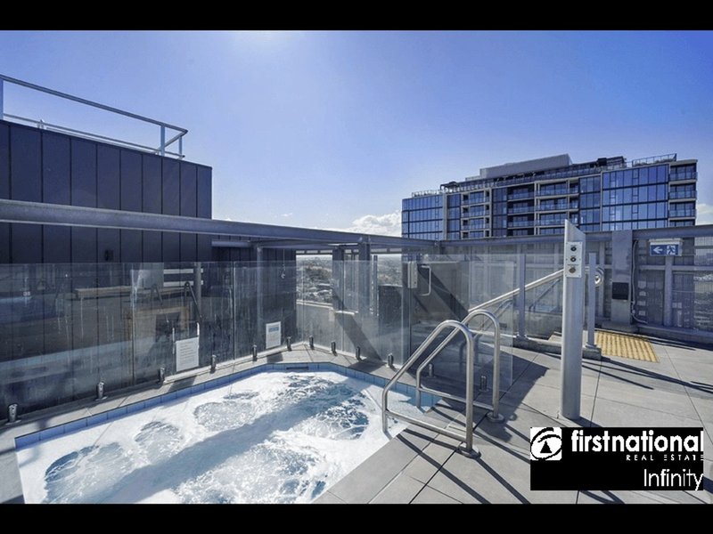 Photo - 104E/1 Hallenstein Street, Footscray VIC 3011 - Image 7