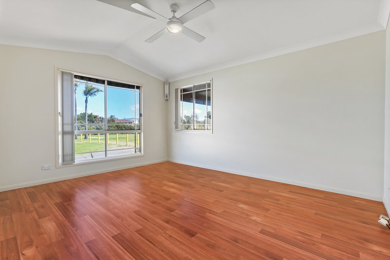 Photo - 105 3Rd Avenue, 120 Osborne Street, Warilla NSW 2528 - Image 3