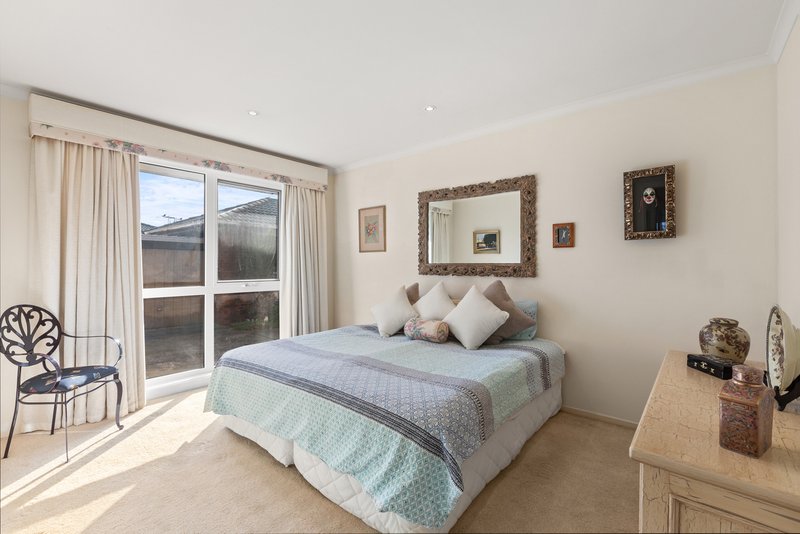 Photo - 10/5 Albert Street, Mordialloc VIC 3195 - Image 8