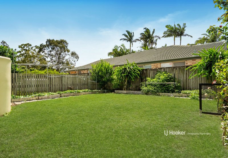 Photo - 105 Bannockburn Crescent, Parkinson QLD 4115 - Image 20