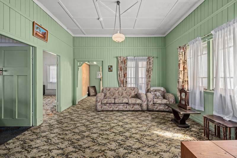 Photo - 105 Bowman Parade, Bardon QLD 4065 - Image 8