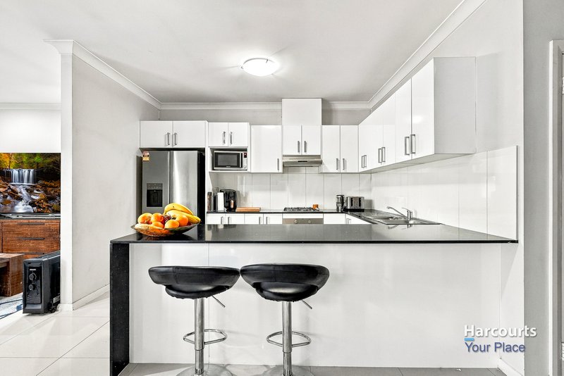 Photo - 105 Carroll Crescent, Plumpton NSW 2761 - Image 4