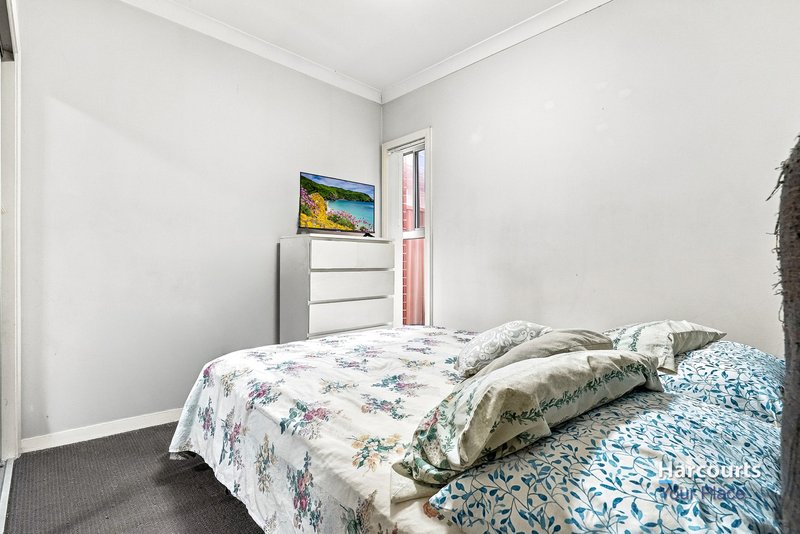 Photo - 105 Carroll Crescent, Plumpton NSW 2761 - Image 7