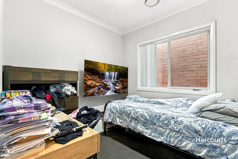 Photo - 105 Carroll Crescent, Plumpton NSW 2761 - Image 9
