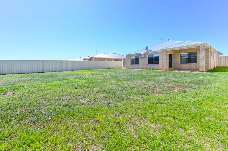 Photo - 105 Citrus Road, Griffith NSW 2680 - Image 11