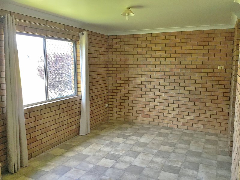 Photo - 105 Cleary Street, Warwick QLD 4370 - Image 5