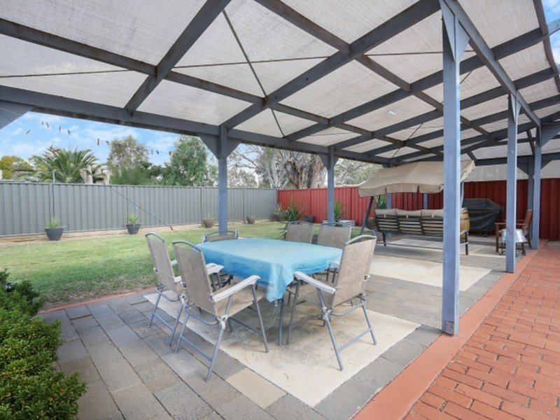 Photo - 105 Coish Avenue, Benalla VIC 3672 - Image 3